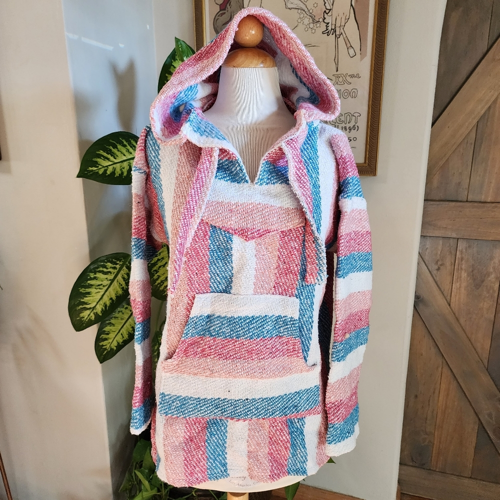 NWOT Made in Mexico Pink Blue White Baja Hoodie Pullover